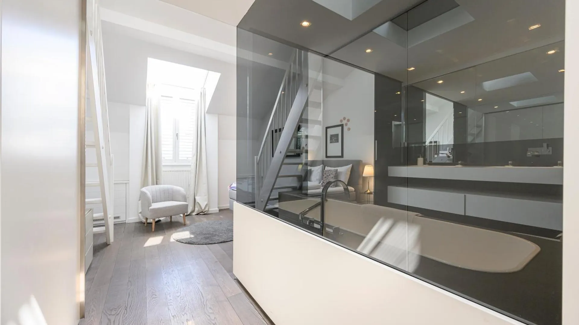 Apartment Executive Suite Schottenring Vienna