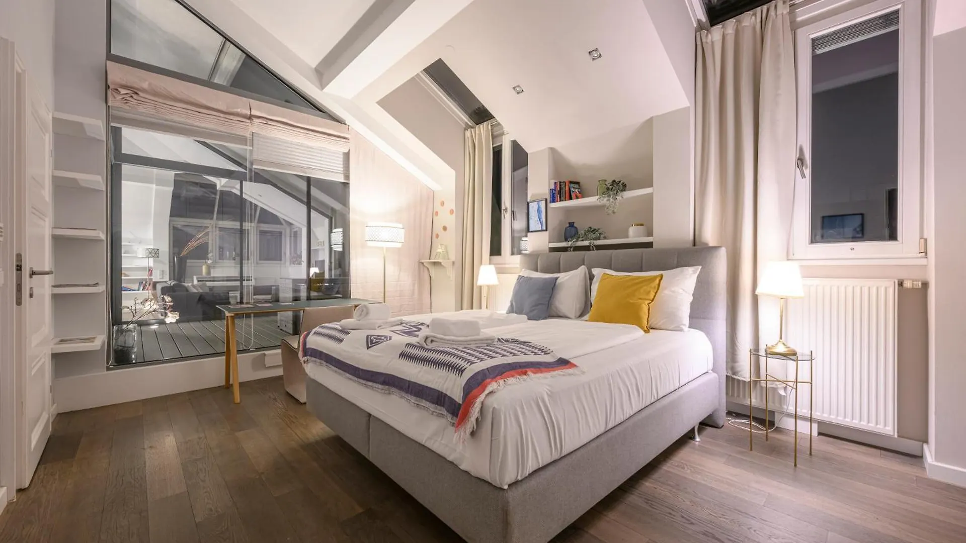 Apartament Executive Suite Schottenring Viena Austria