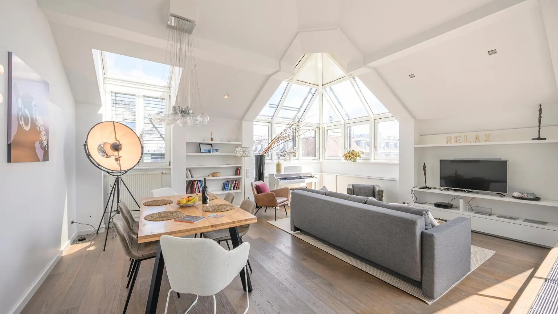 Executive Suite Schottenring Vienna Apartment