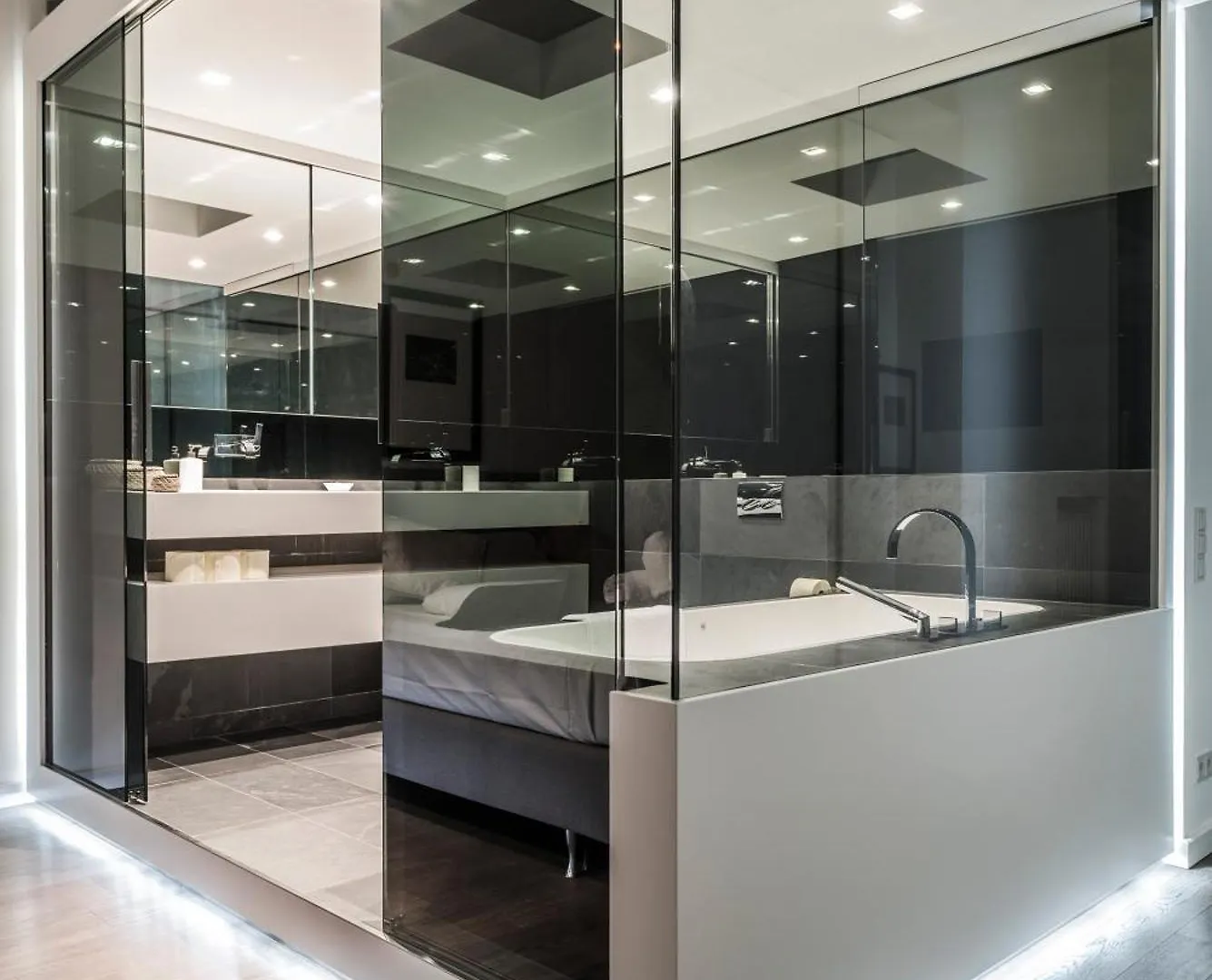 Executive Suite Schottenring Vienna Apartment